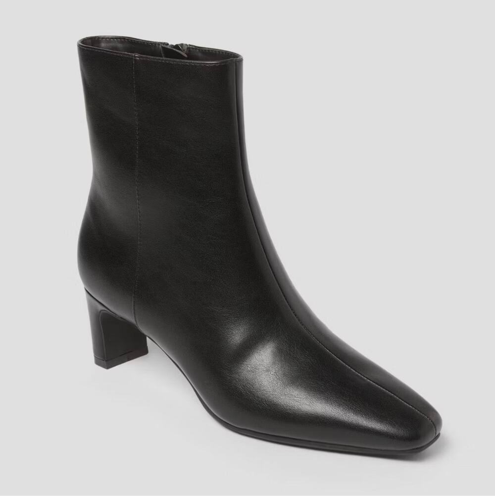 A New Day Size 5.5 Black Tigris Boots w/ Memory Foam